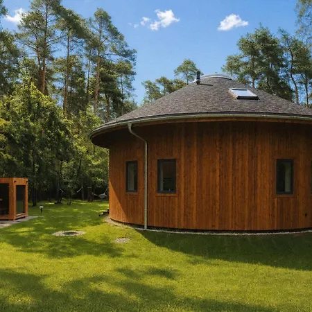 Jurta W Pelni Ferienhaus